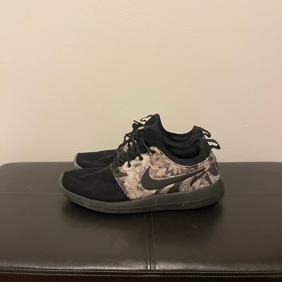 Men’s Custom Nike Roshe’s - Picture 4 of 4